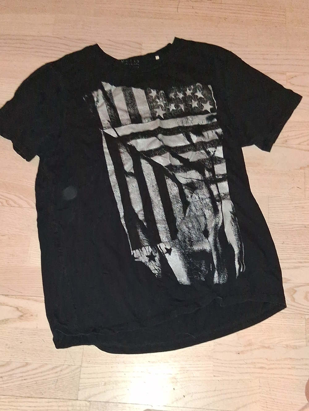 Black Graphic Adult XL T-Shirt with Flag Print